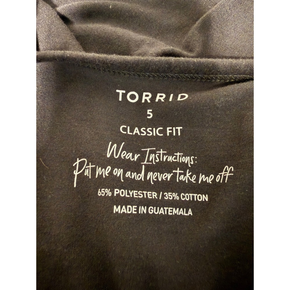 Torrid Classic Fit Black V-Neck Short Sleeve T-Shirt Plus Size 5X - Picture 6 of 6